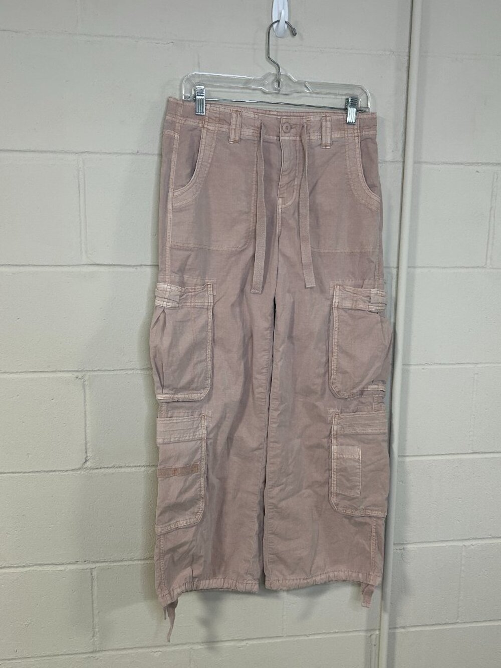 American Eagle Pants Womens 4 High Rise Wide Leg Baggy Cargo Jogger Pale Pink